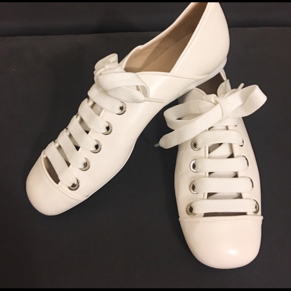 NWT Zara Studio Flat Lace-Up Sneaker NWT